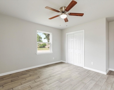 13634 Pyramid Drive - Photo Thumbnail 18