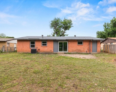 13634 Pyramid Drive - Photo Thumbnail 27