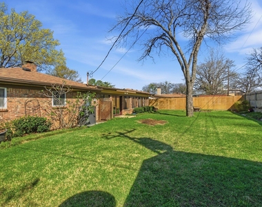 1760 Acorn Lane - Photo Thumbnail 33