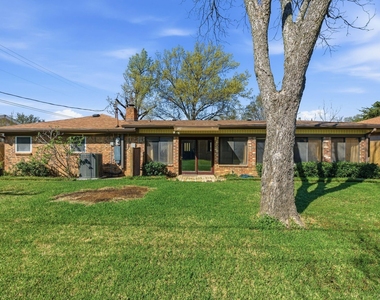 1760 Acorn Lane - Photo Thumbnail 32