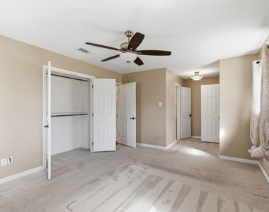 1760 Acorn Lane - Photo Thumbnail 21