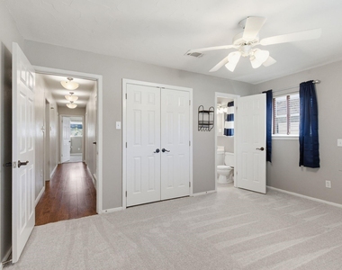 1760 Acorn Lane - Photo Thumbnail 26