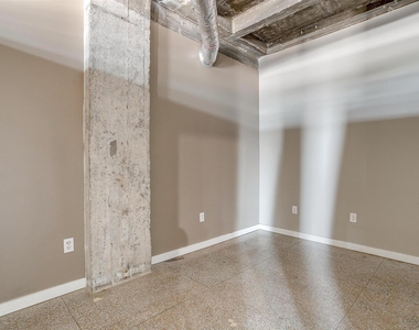 221 W Lancaster Avenue - Photo Thumbnail 10
