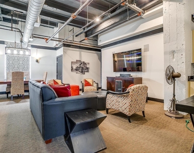 221 W Lancaster Avenue - Photo Thumbnail 7