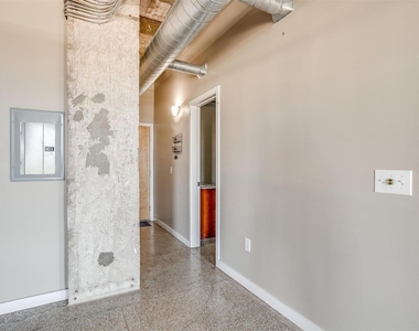 221 W Lancaster Avenue - Photo Thumbnail 13