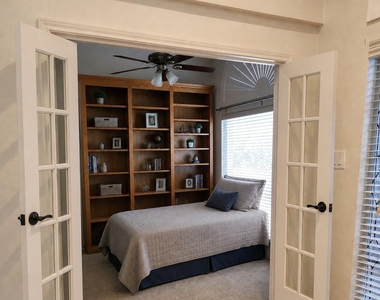 3713 Catalina Street - Photo Thumbnail 11
