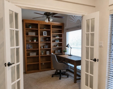 3713 Catalina Street - Photo Thumbnail 12