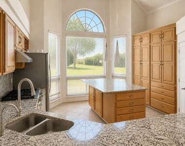 3713 Catalina Street - Photo Thumbnail 7