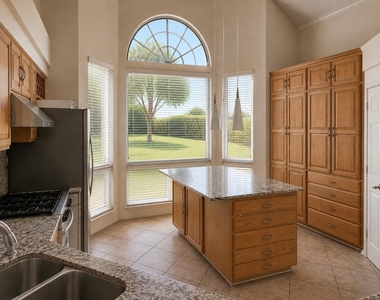 3713 Catalina Street - Photo Thumbnail 8