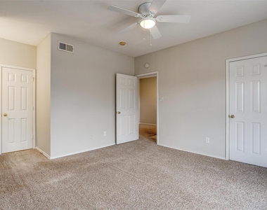 3212 Donnelly Circle - Photo Thumbnail 5