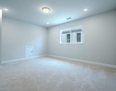11451 Chepstow Crescent Court - Photo Thumbnail 16