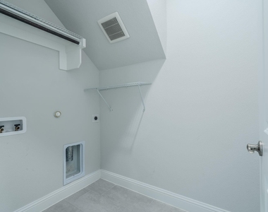 11451 Chepstow Crescent Court - Photo Thumbnail 9