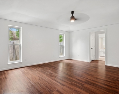 5502 Coronado Drive - Photo Thumbnail 12