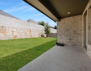 4828 Celestial Road - Photo Thumbnail 24