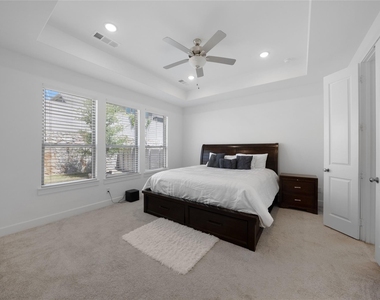 4828 Celestial Road - Photo Thumbnail 10
