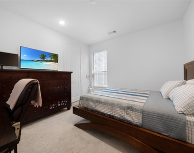 4828 Celestial Road - Photo Thumbnail 21