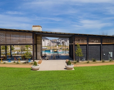 4828 Celestial Road - Photo Thumbnail 27
