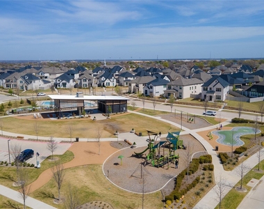 4828 Celestial Road - Photo Thumbnail 29