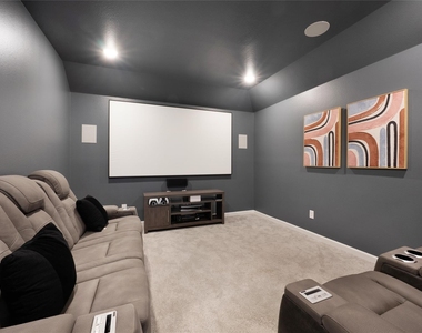 4828 Celestial Road - Photo Thumbnail 16