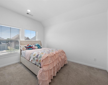 4828 Celestial Road - Photo Thumbnail 19