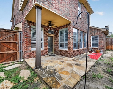 2208 Grizzly Run Lane - Photo Thumbnail 22
