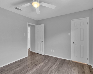 691 N Montana Court - Photo Thumbnail 17