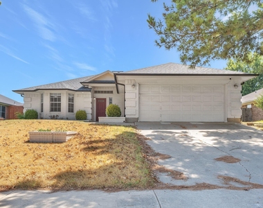 691 N Montana Court - Photo Thumbnail 1