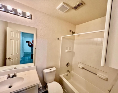 11617 Bobcat Drive - Photo Thumbnail 14