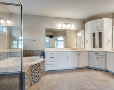 6739 Palo Duro Drive - Photo Thumbnail 14