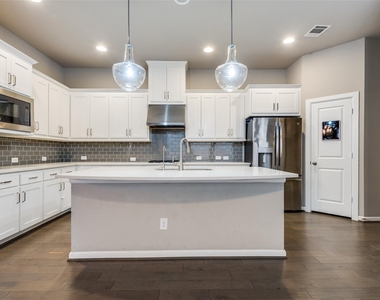 6739 Palo Duro Drive - Photo Thumbnail 8