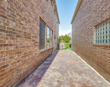 6739 Palo Duro Drive - Photo Thumbnail 22