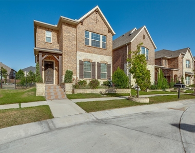 6739 Palo Duro Drive - Photo Thumbnail 1
