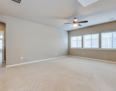 6739 Palo Duro Drive - Photo Thumbnail 11