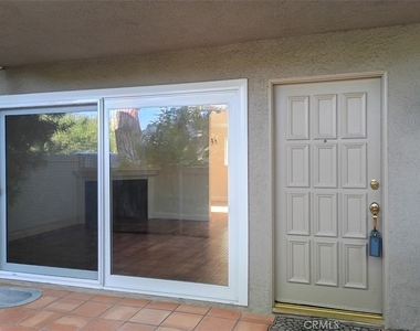 2473 Loma Vista - Photo Thumbnail 2