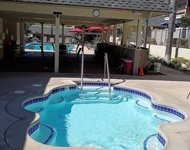2473 Loma Vista - Photo Thumbnail 1