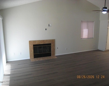 1020 Elmhurst Lane - Photo Thumbnail 2