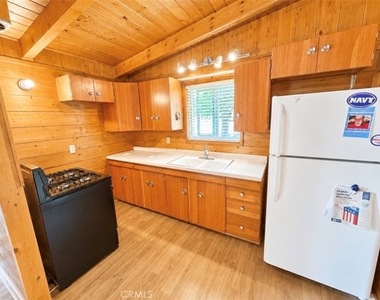 31527 Hilltop - Photo Thumbnail 5