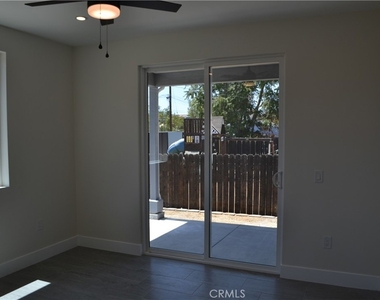 179 E 8th Street - Photo Thumbnail 10