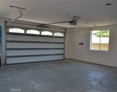 179 E 8th Street - Photo Thumbnail 17