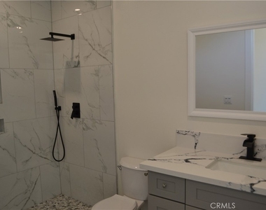 179 E 8th Street - Photo Thumbnail 13