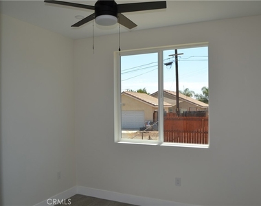 179 E 8th Street - Photo Thumbnail 12