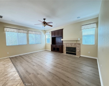 32493 Palacio - Photo Thumbnail 8