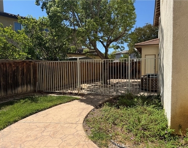 32493 Palacio - Photo Thumbnail 24