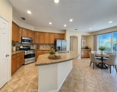 32493 Palacio - Photo Thumbnail 5