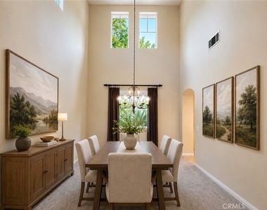 32493 Palacio - Photo Thumbnail 2