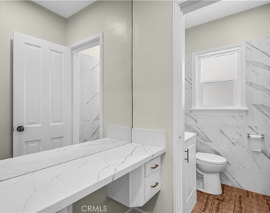 414 Hilgard Avenue - Photo Thumbnail 18