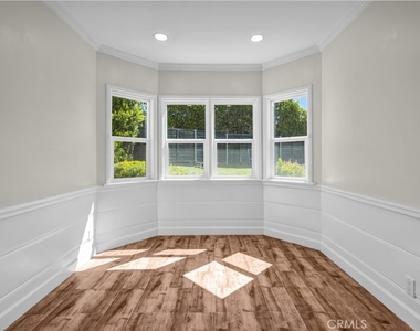 414 Hilgard Avenue - Photo Thumbnail 10