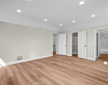 414 Hilgard Avenue - Photo Thumbnail 38
