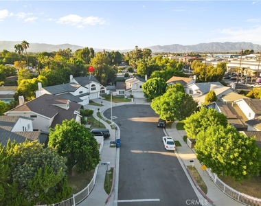 7819 Goldmine Lane - Photo Thumbnail 46