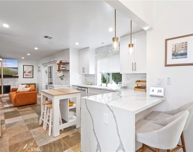 7819 Goldmine Lane - Photo Thumbnail 7